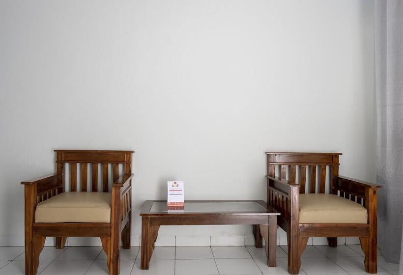 酒店 Oyo 3115 Branti Raya Residence