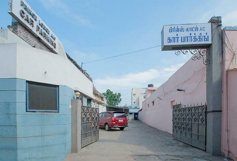 Отель Prince Lodge