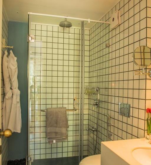 فندق Red Thread Calangute