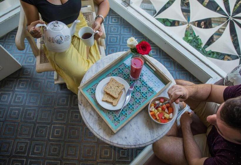 فندق Red Thread Calangute