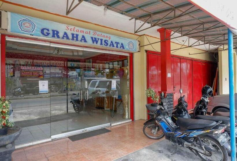 בית מלון כפרי Reddoorz Near Rumah Sakit Ortopedi Dr Soeharso