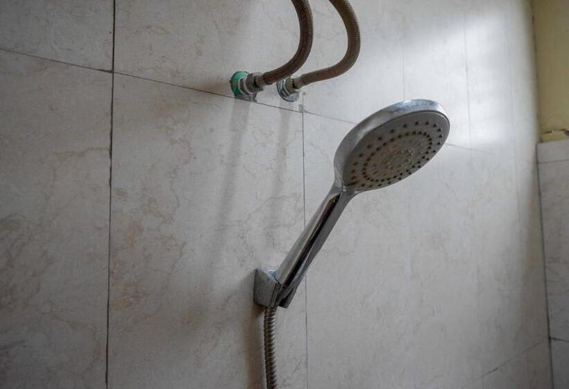 בית מלון כפרי Reddoorz Near Rumah Sakit Ortopedi Dr Soeharso