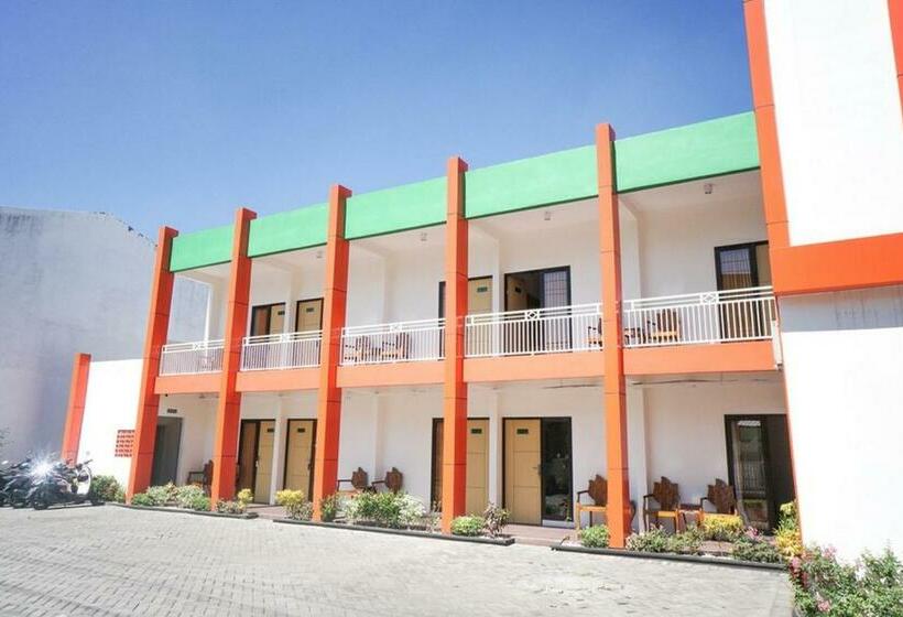 בית מלון כפרי Reddoorz Syariah @ Buduran Sidoarjo