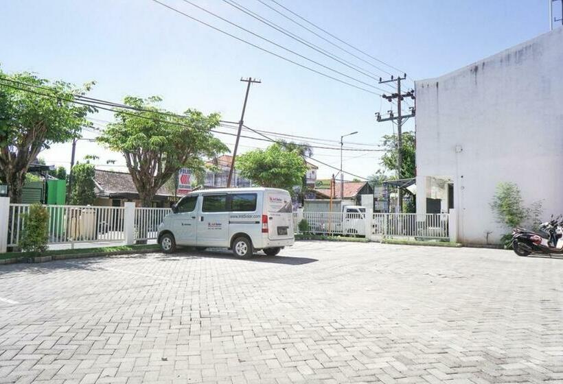فندق Reddoorz Syariah @ Buduran Sidoarjo