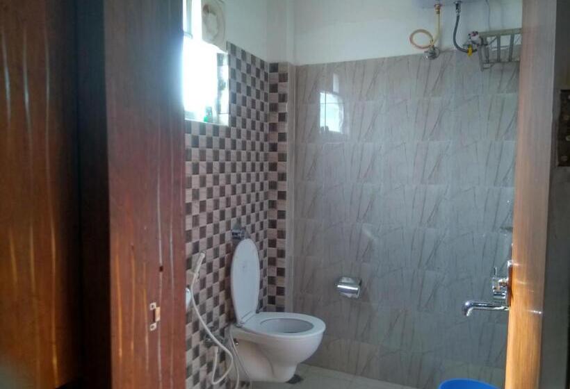 בית מלון כפרי Rudraksha Inn