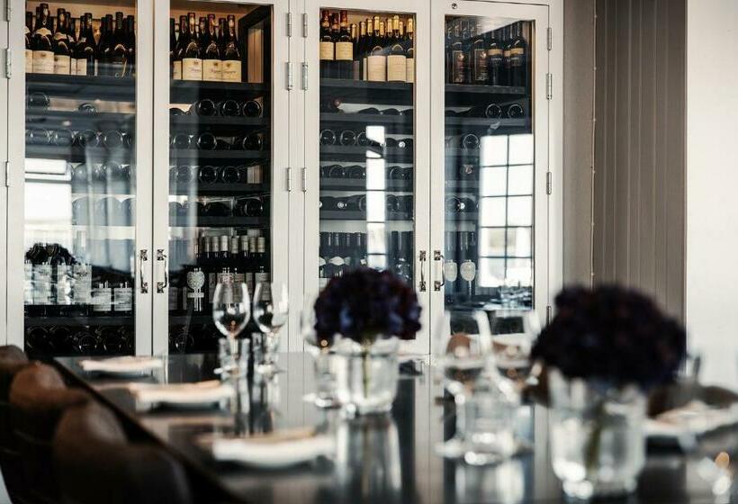 Sandhamn Seglarhotell