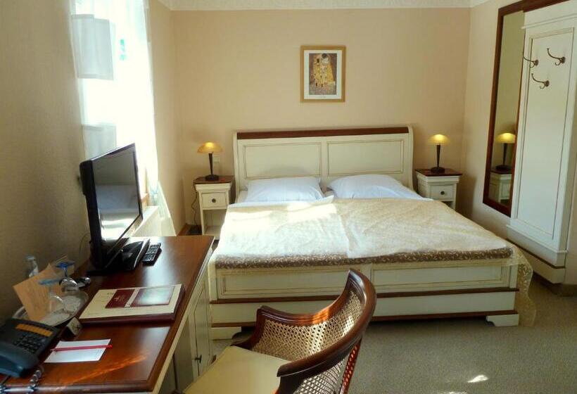 호텔 & Spa Wasserschloss Westerburg