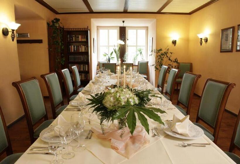 호텔 & Spa Wasserschloss Westerburg