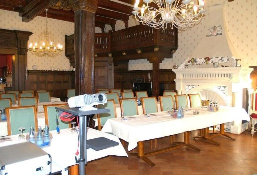 호텔 & Spa Wasserschloss Westerburg