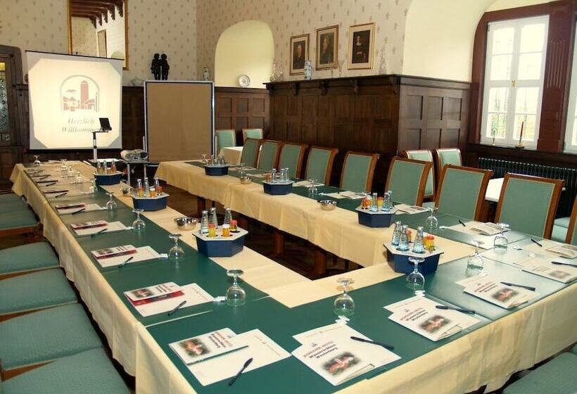 호텔 & Spa Wasserschloss Westerburg