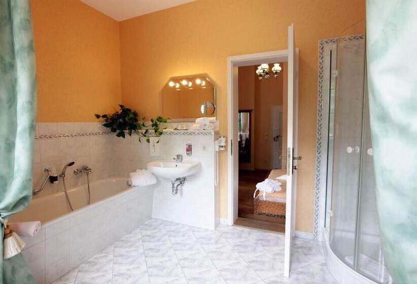 호텔 & Spa Wasserschloss Westerburg