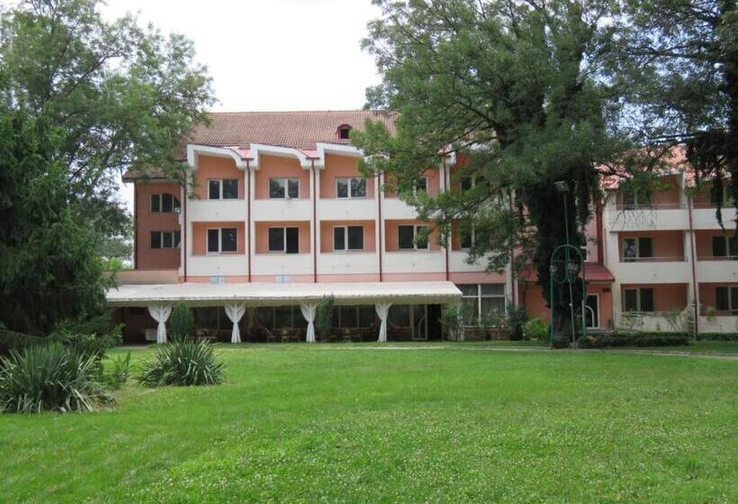 Отель Turist Beharca