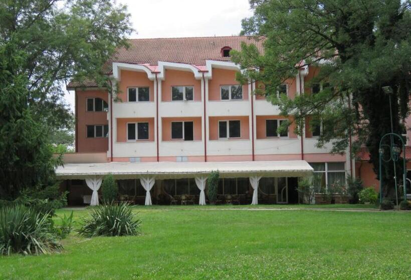 Отель Turist Beharca