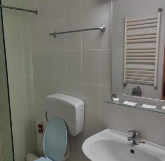 Отель Turist Beharca