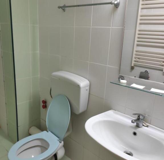 Отель Turist Beharca