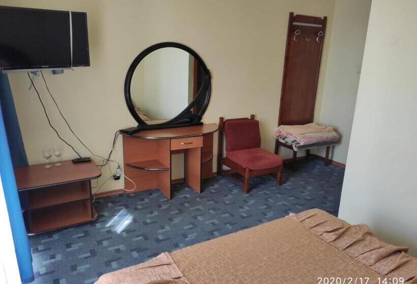 Отель Turist Beharca