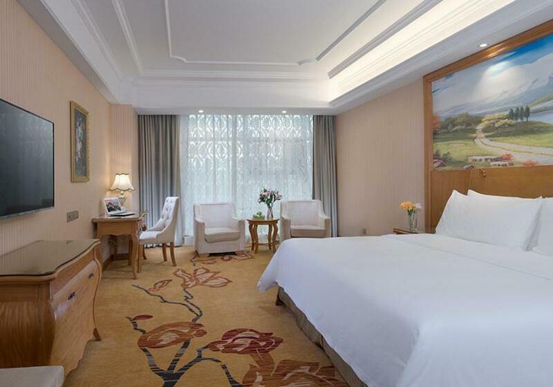 ホテル Vienna International