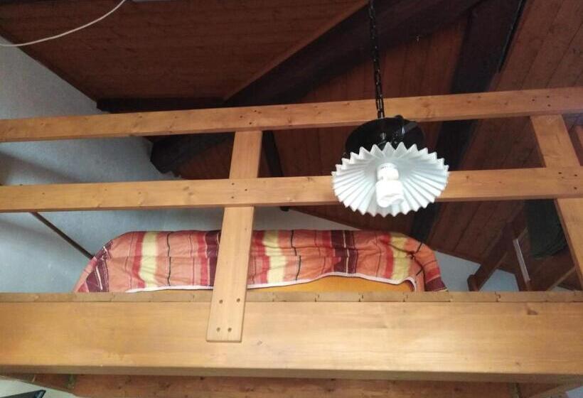 L ' Canton B & B