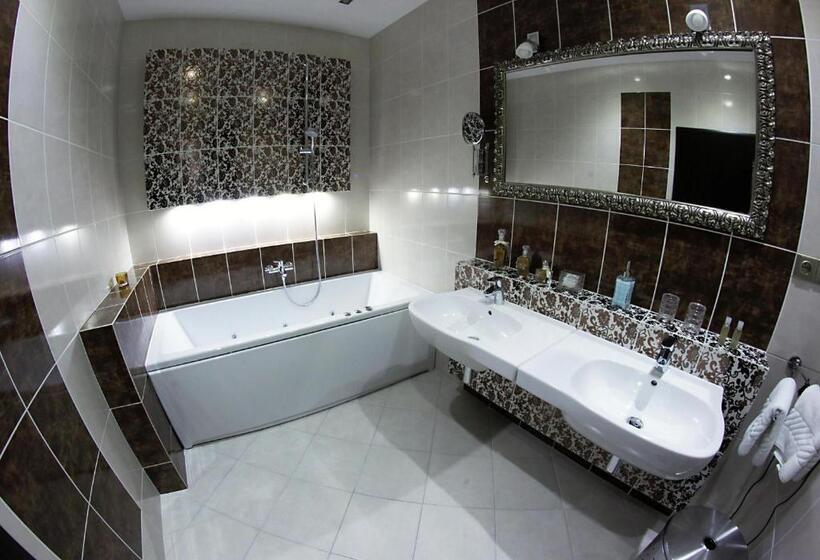 פנסיון Alnus Penzion