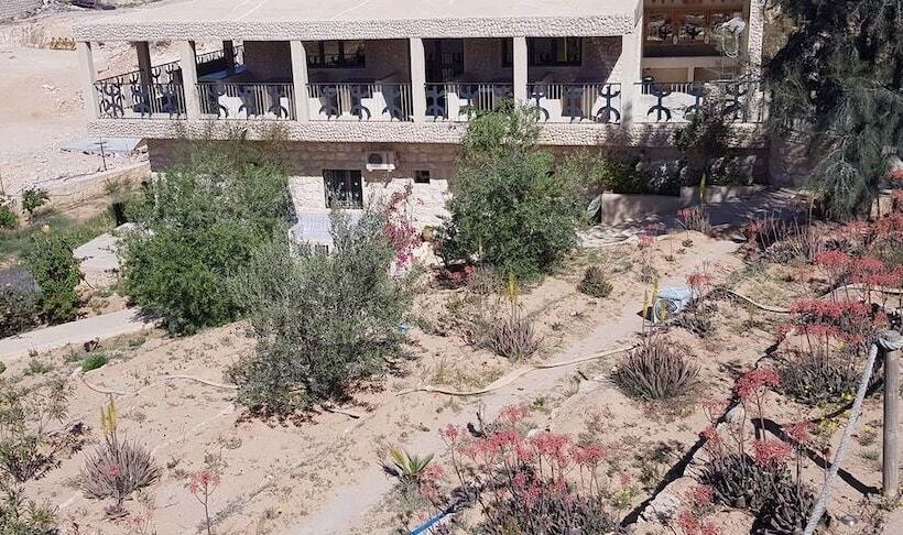 پانسیون Dar Ayed Tamezret