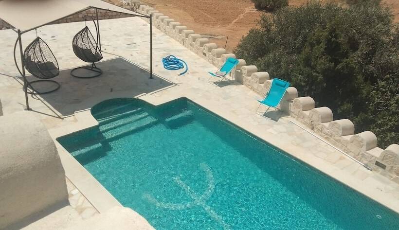 پانسیون Dar Ayed Tamezret