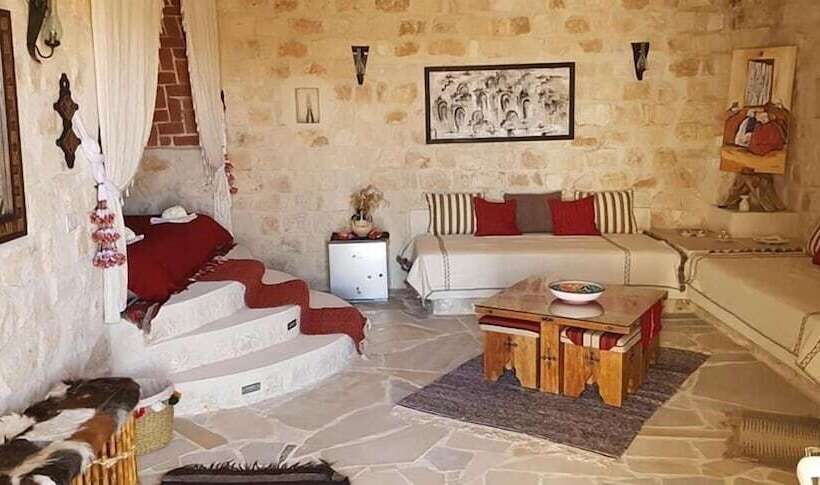 پانسیون Dar Ayed Tamezret