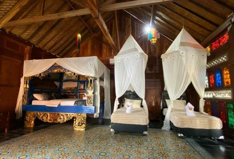 פנסיון Deepsky Villa