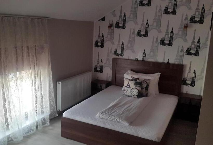 Пансион La Tusi Lovrin