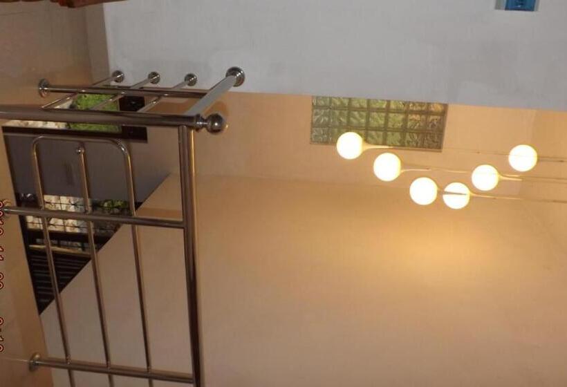 بنسيون New Toropi Homestay