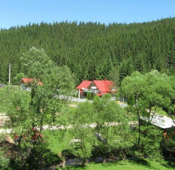 פנסיון Podina Guest House