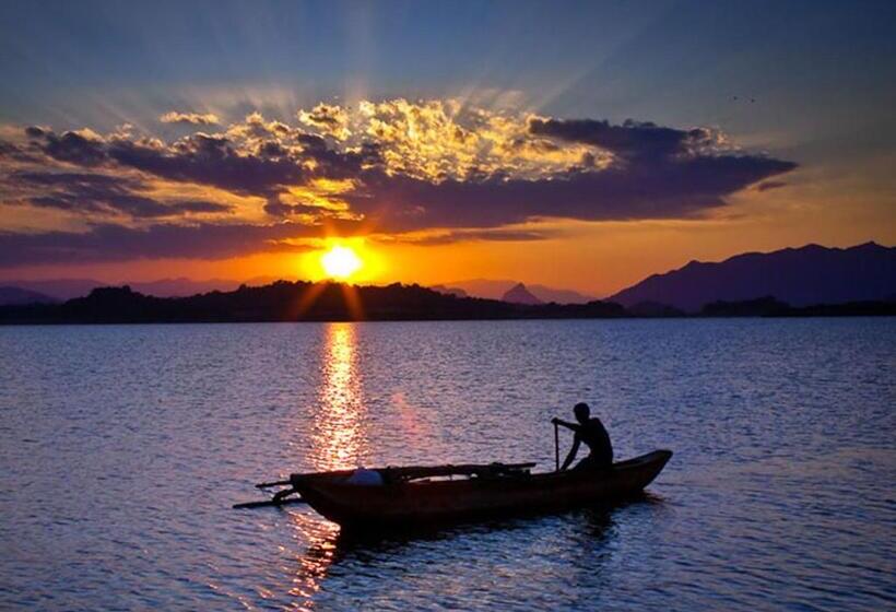 Пансион Rathnapriya Oasis