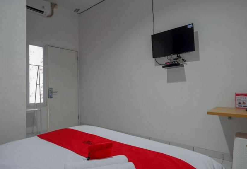 بنسيون Reddoorz Near Alun Alun Kaliwungu Kendal