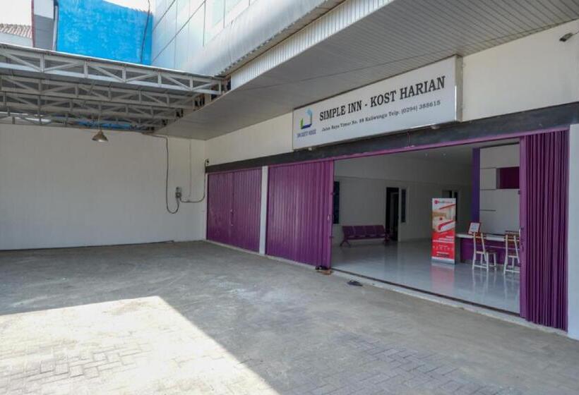 פנסיון Reddoorz Near Alun Alun Kaliwungu Kendal