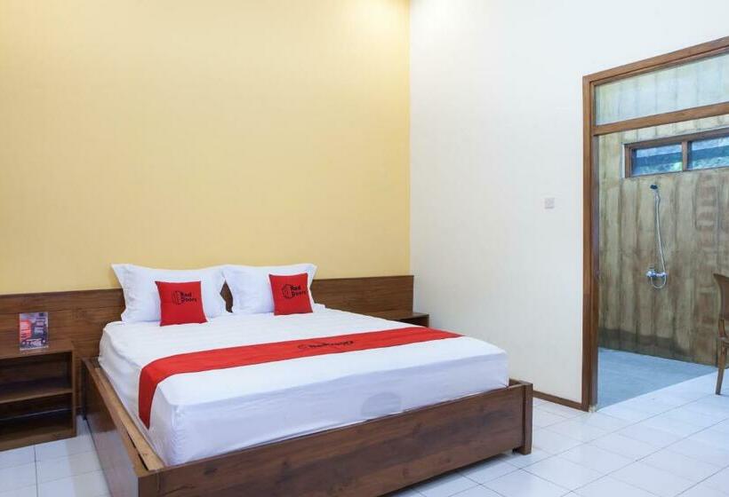 פנסיון Reddoorz Near Baluran National Park