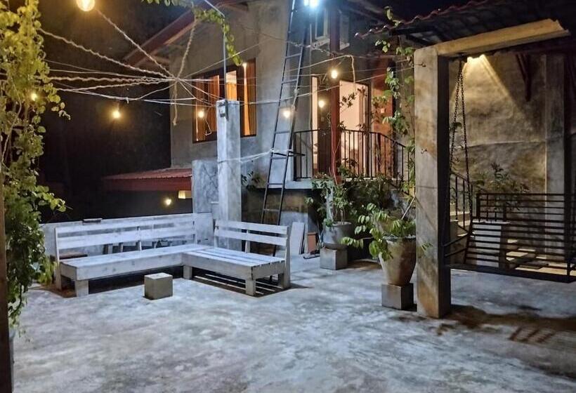 פנסיון Sinali Villa