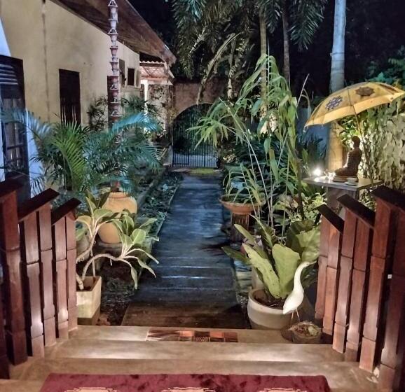 פנסיון Sinali Villa