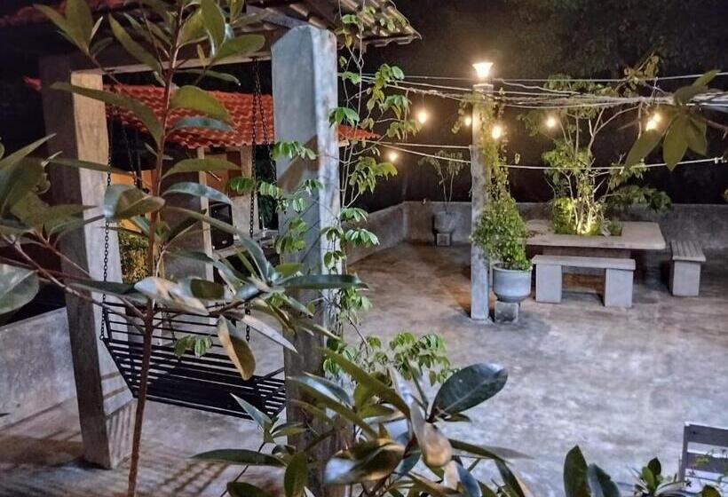 بنسيون Sinali Villa