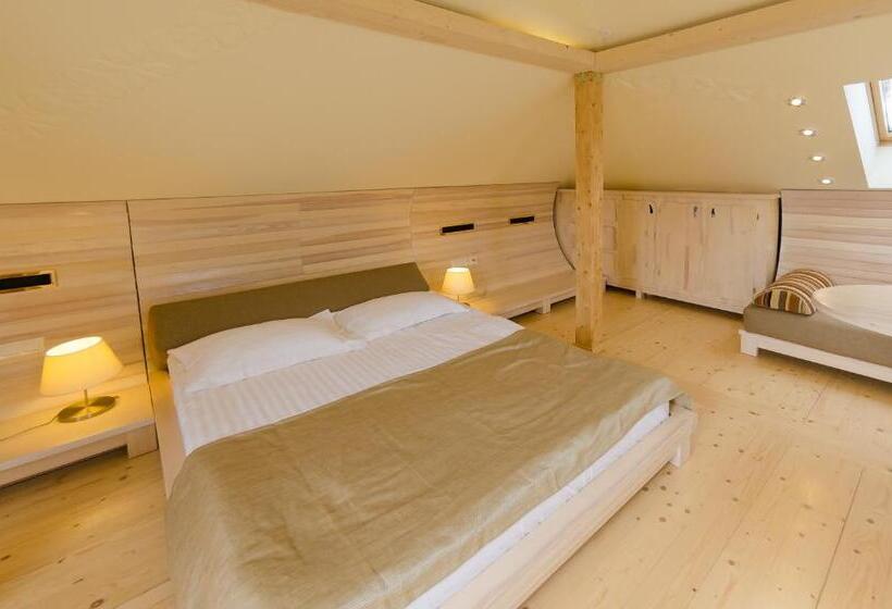 استراحتگاه Hata Hutsula