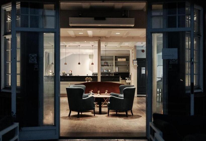 Sandhamn Seglarhotell