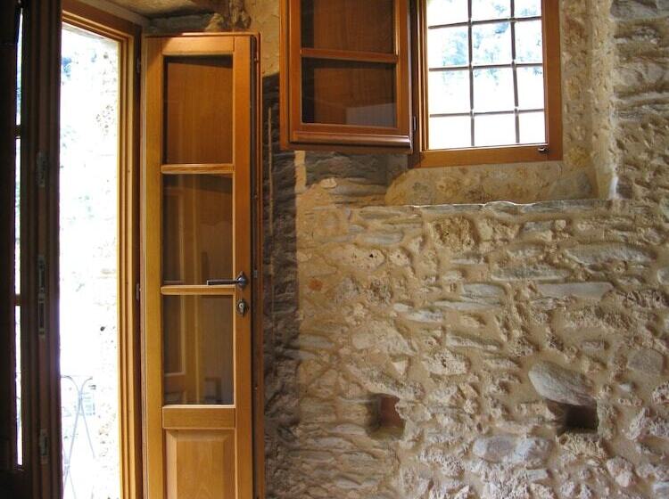 Almora Bed & Breakfast