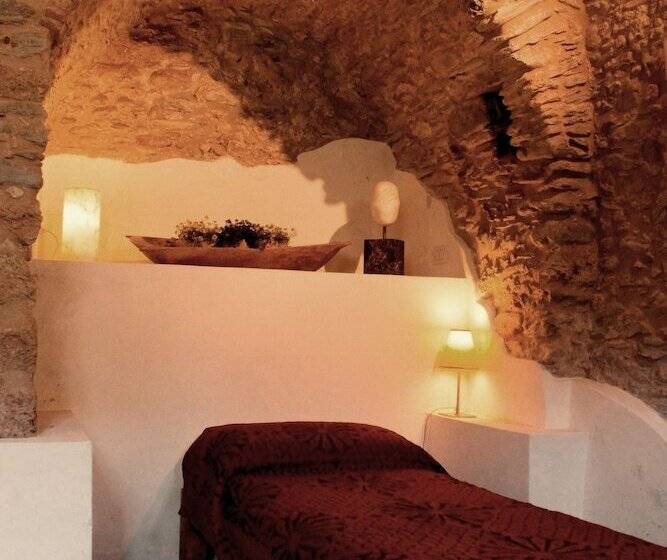 Almora Bed & Breakfast