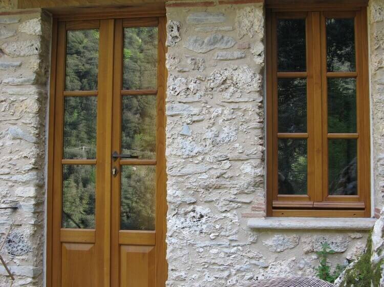 Almora Bed & Breakfast