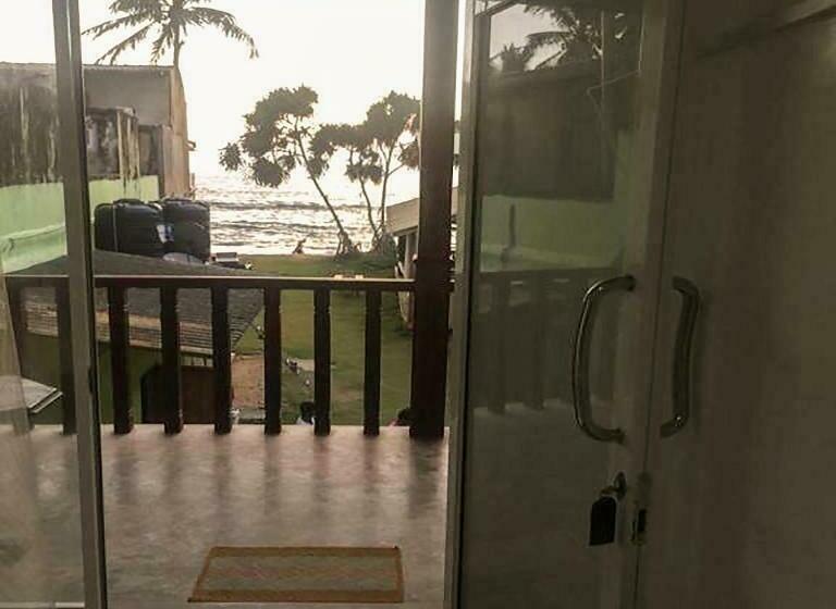 אתר נופש New Amadeo Beach