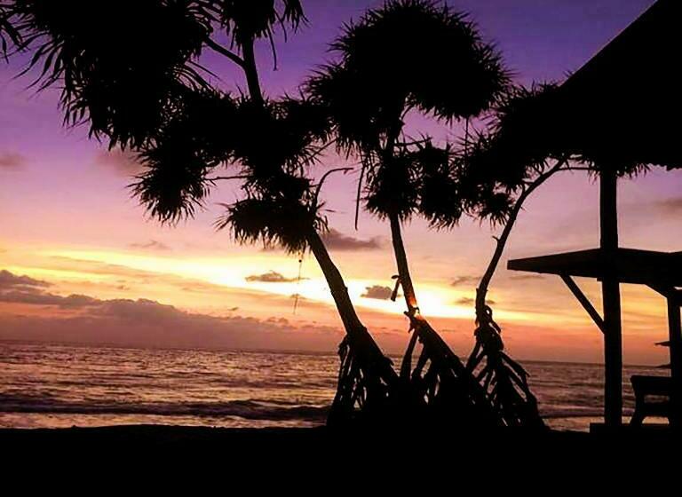 אתר נופש New Amadeo Beach