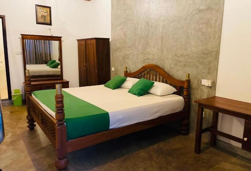 אתר נופש New Amadeo Beach