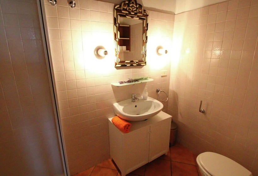 Apartment With Pool, Beautiful Surroundings