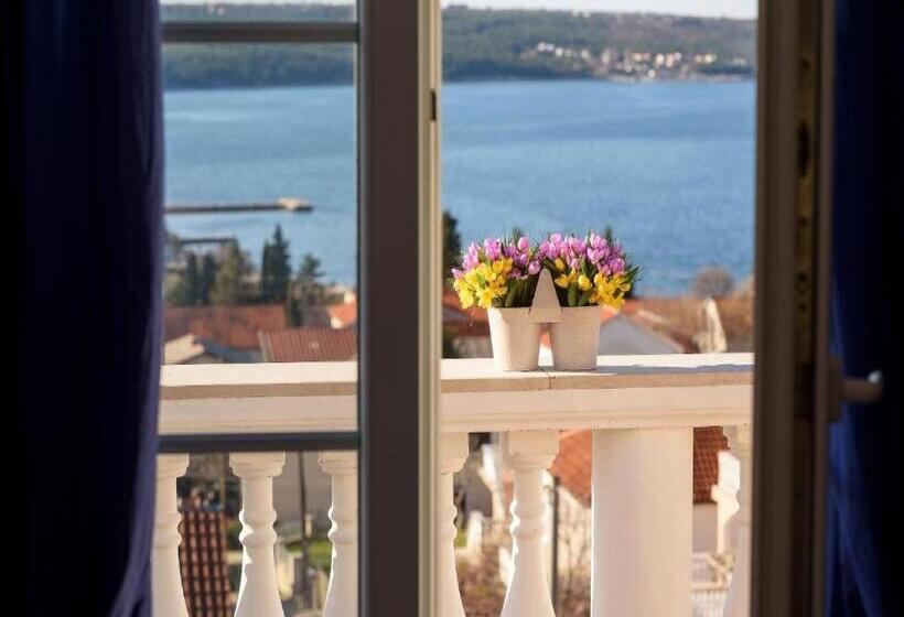 مبيت وإفطار Apartments Milic