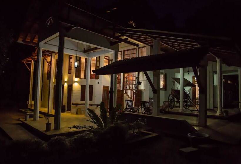 ベッドアンドブレックファースト Aqua Nillambe