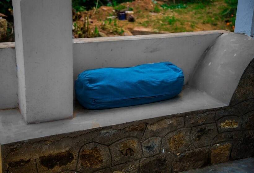 ベッドアンドブレックファースト Aqua Nillambe