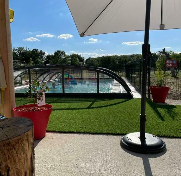 تختخواب و صبحانه La Petite Ferme